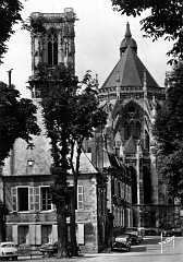 58 Nevers Maison de la Place de la Republique